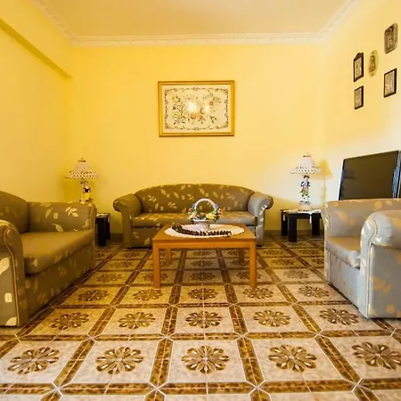 Sunrayhouse Apartment *